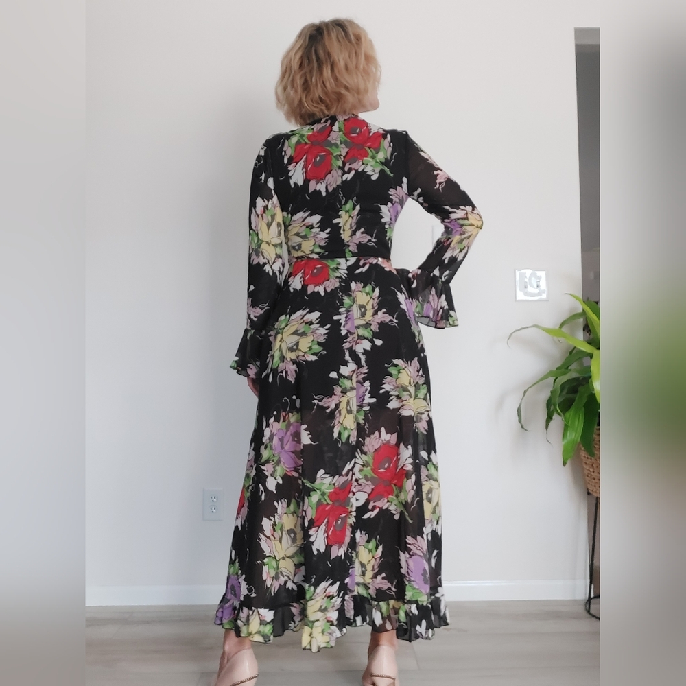 Dress - Picture 3 of 5